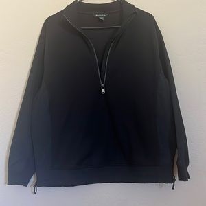 Athleta Women's Seasoft Quarter Zip Black Size Med.